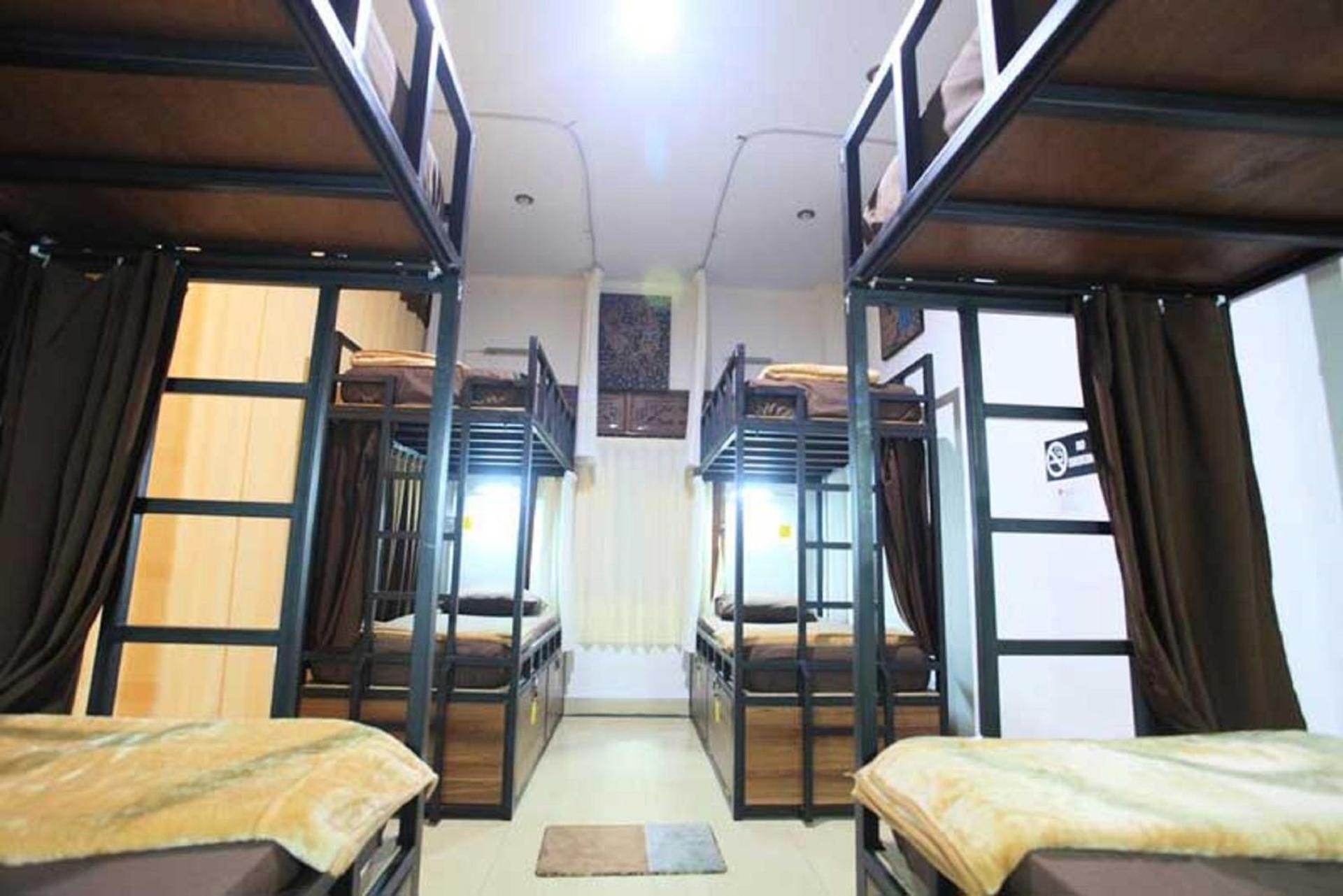 Saigon Cozy2 Hotel At 241 Pham Ngu Lao Street Хошимін Екстер'єр фото