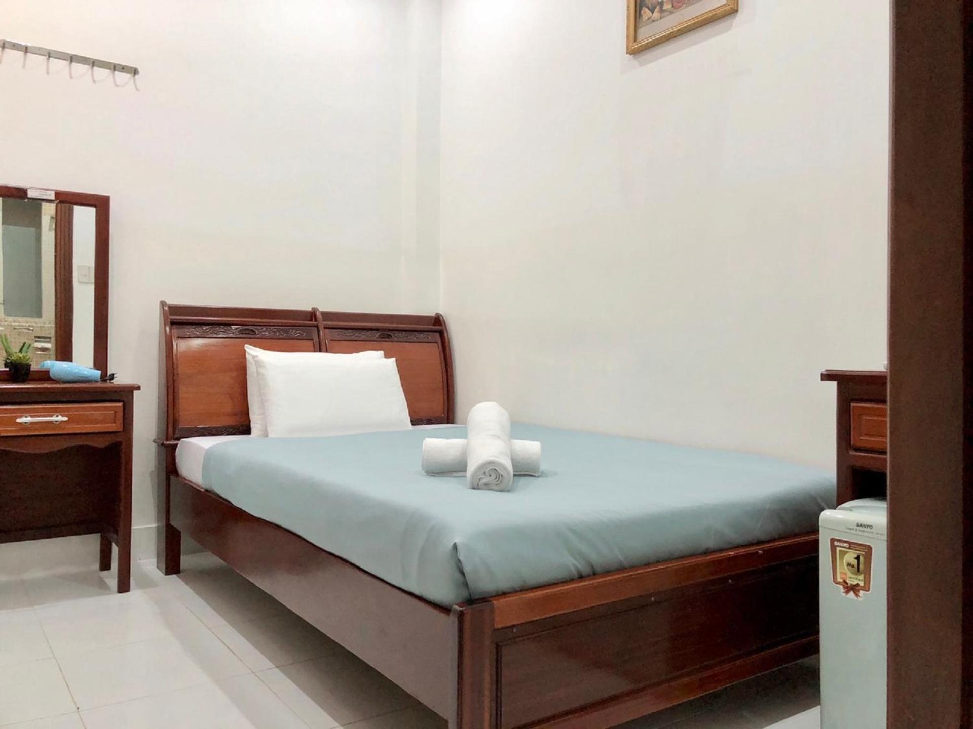 Saigon Cozy2 Hotel At 241 Pham Ngu Lao Street Хошимін Екстер'єр фото